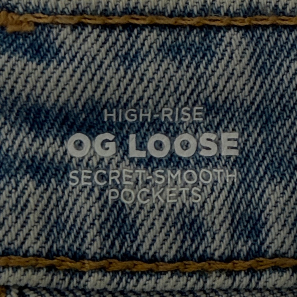 Old Navy High-Rise OG Loose Jeans - Light Blue size 8 worn once - Picture 5 of 6